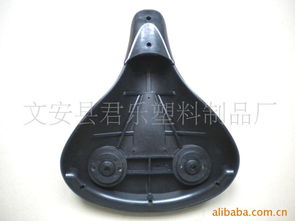 塑料制品的力量——从文安县君乐塑料制品厂看现代制造之魅